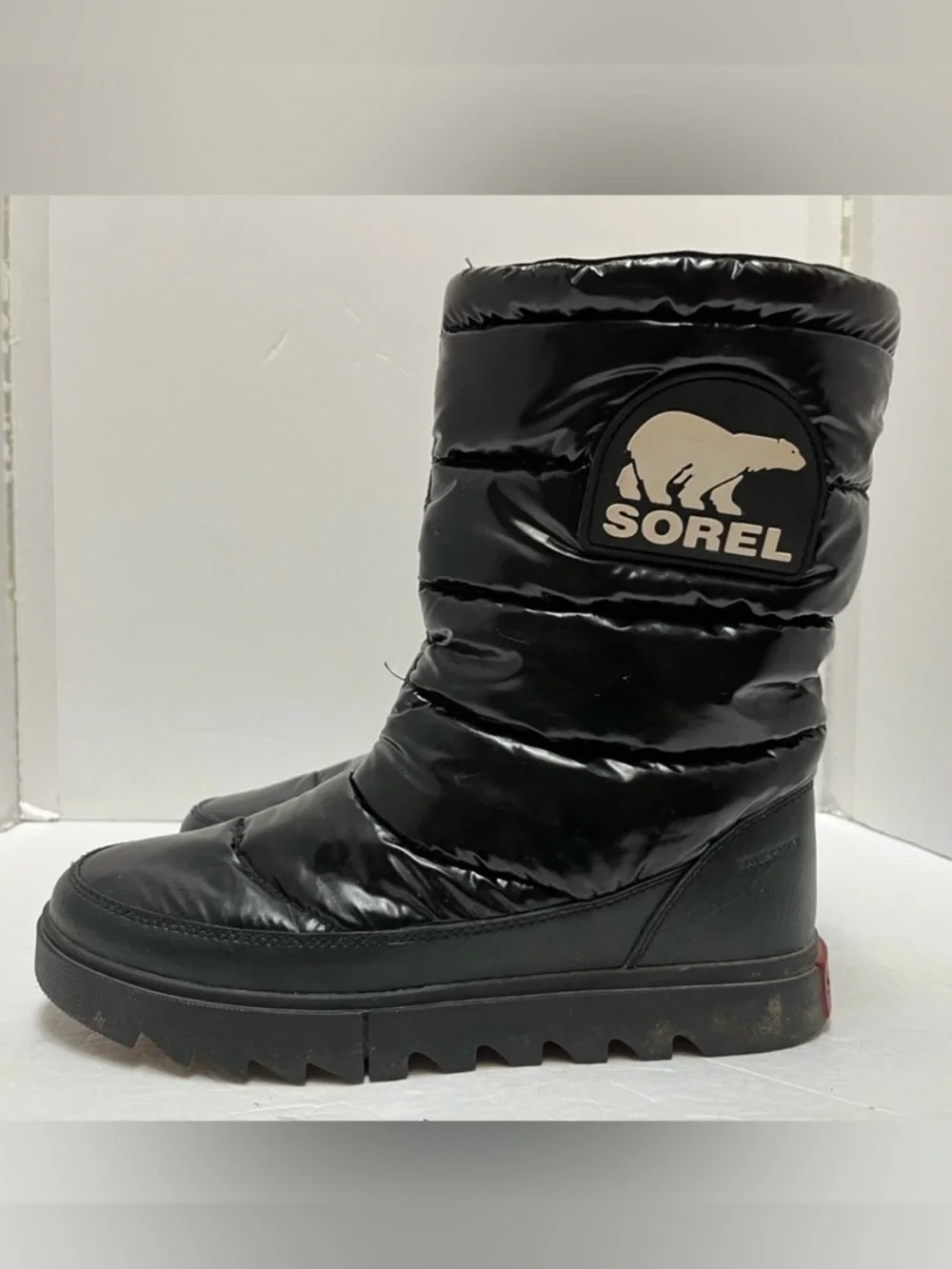 SOREL Joan of Arctic Next Lite Mid Puffy Winter Snow Boots Black Glossy 7.5